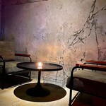 COMMA, - 誕生日パーティーや女子会、デートに♪貸し切りOKだから周りを気にせず楽しめる★デザイナー屈指の店内内装がおしゃれな雰囲気を演出します。にぎやかに女子会やコンパにもオススメ★貸し切りはすぐに埋まってしまいますので予約はお早めに！