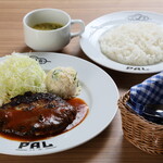 洋食PAL - ハンバーグ定食950円（税込）ライス・スープ付