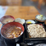 更科 - ミニカレー丼セット 900円