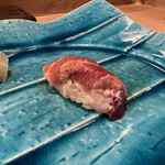 うを徳 - 塩釜本鮪大トロのにぎり