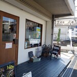 sweets cafe&bar 2.es - 外観