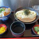 Tokutoku Udon - 