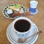 Coffee atta - ぶどうとカスタードのパイ＆珈琲