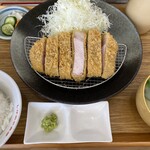 とんかつ & とり天 しげのや食堂 - 