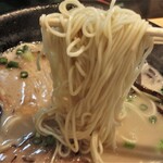石田一龍 - 細麺
