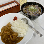 いずみ食堂 - カレーライス＆かけそば