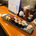 寿司 おでん 芦舟 - 宗達のにぎり "みどり"、1,600円。