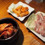 七輪焼みなみ - みなみ焼、丸腸、豚バラ