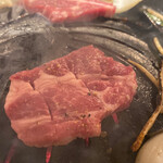 じんぎすかん マルタケ すすきの本店 - ジンギスカン 鍋は高さあまりないので焼き肉に近いかも