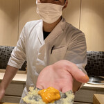 鮨 青海 - 海苔天ぷら　オン　ザ　ウニ　根室のバフンウニ濃厚