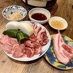 錦糸町ジンギスカン オクノ羊ヤ、 - 