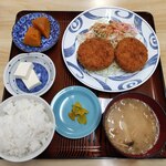 Hiro chan - メンチカツ定食