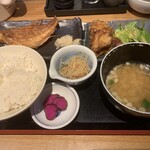 魚然 - 焼魚定食です。（2022年８月）