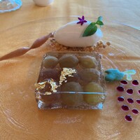 クイーン・アリス 横浜店 - 葡萄のジュレ フロマージュブランのソルベと共に