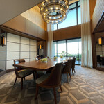 シルー - 奥に個室有り