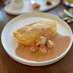 シルー - スフレオムレツ オマール海老と完熟トマトのソース