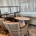 シルー - 待合室