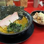王道家直系 IEKEI TOKYO - 【再訪】ラーメン＋半チャーシューまぶし
