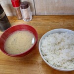 せきの - 定食のごはんとみそ汁