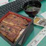 卯月寿司 - ホッカホカで肉厚、タレは甘め