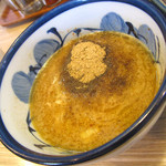 秋葉原つけ麺 油そば 楽 - 鶏白湯魚介のクリーミーなつけ汁。