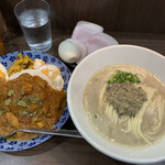 ヌードル＆スパイスカレー 今日の1番 - 