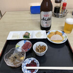 Nobue Shokudou - 小鉢六種、漬物、ビールのつまみのところてん