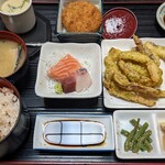 ウオトシ御食事処 - イカの磯辺揚げ天ぷら
