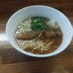 中華そば むら田 - 牛と煮干しの醤油そば