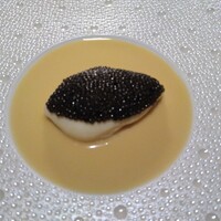 RISTORANTE OZIO - キャビアを纏った甘鯛のヴァプール なめらかなホタテのムースでコーティング ソースフヌイユ