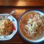 佐賀ラーメン 喰道楽 - やさいラーメンチャーハンセット 850円