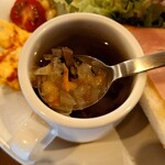 呉cafe - スープの具材