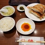 銀座 天龍 - 餃子６個セット。