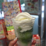 オトワフジヤ - 抹茶味のかき氷ソフトクリーム