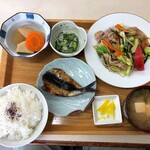 ななっこ - おまかせ定食　肉野菜炒め