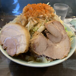 かじろうramen7 - ラーメン小、野菜、ニンニク増し、脂マシマシ‼️