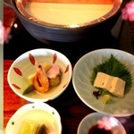 清水 順正 おかべ家 - ゆばの造り、生麩食べながら湯葉待ち♡