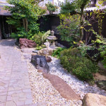 シーズンカフェ 茶の間 - 庭