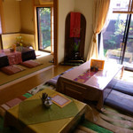 シーズンカフェ 茶の間 - 店内