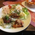 アペゴ - 初のランチプレート。