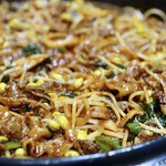 釜山 - エゴマと豆もやしのチゲ鍋