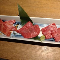 柳橋焼にく わにく - 