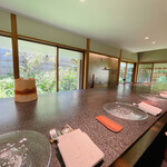 イチリン ハナレ - メインのカウンター席