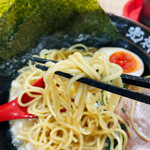 横浜家系ラーメン光神家 - 細麺