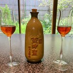 イチリン ハナレ - ペアリング③
      紹興酒、黄中皇20年物。香りや深い味わいは今まで頂いた事がある紹興酒とは全然違いました。