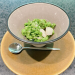 イチリン ハナレ - ○空心菜
      空心菜とホタテ。唐辛子が効いています。