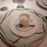 レストラン・マッカリーナ - メークインの冷たいスープ。