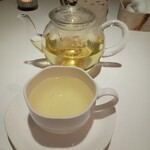 レストラン・マッカリーナ - ハーブティー
      レモングラスとジンジャー
      