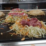 お好み焼き てっちゃん - モツいっぱい