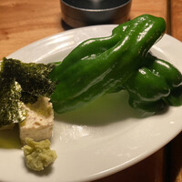 カルネジーオ イースト - 